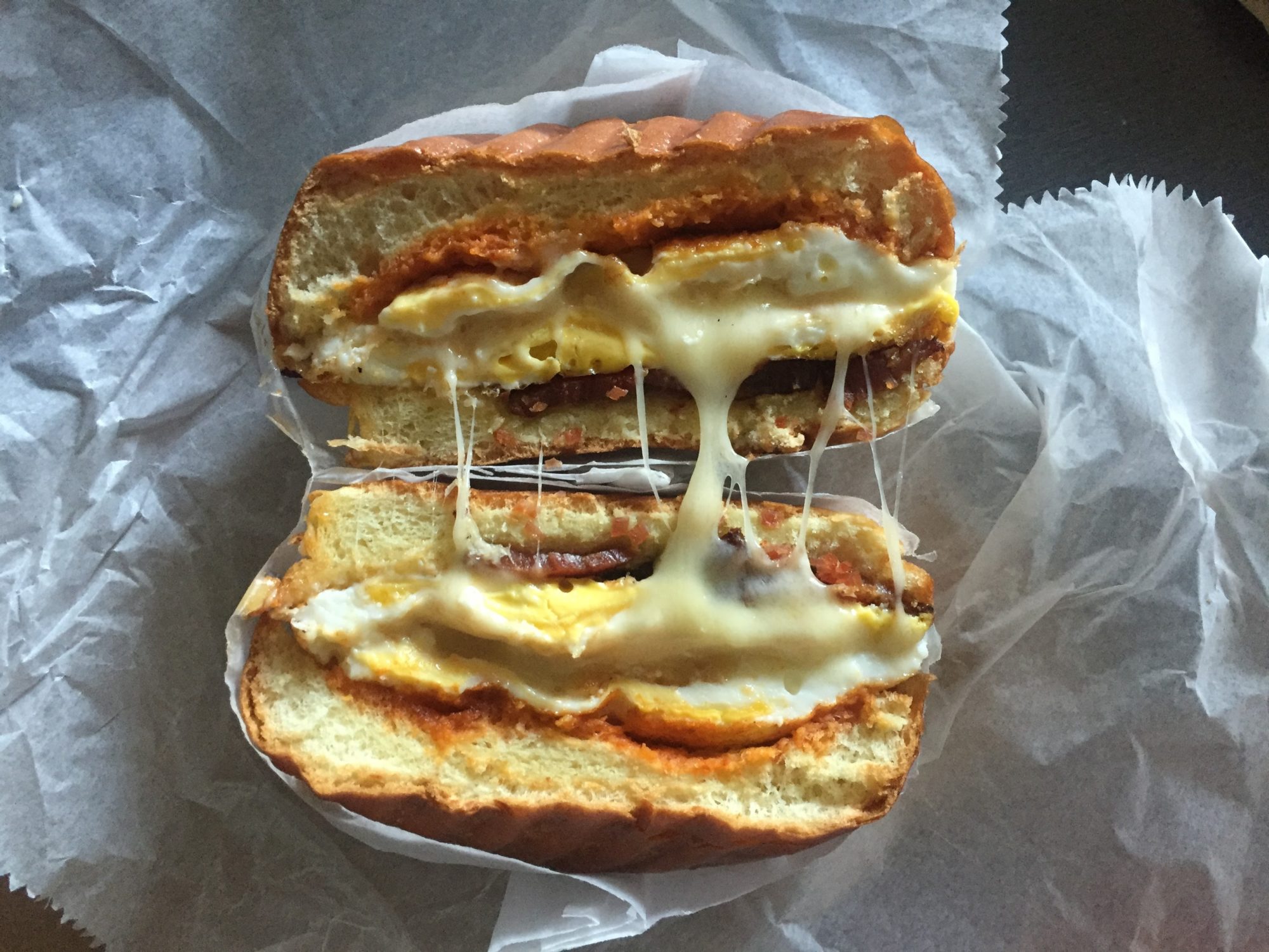 Foodie Finds for $5 New York - the Bacon, Egg, and Cheese - Foodie